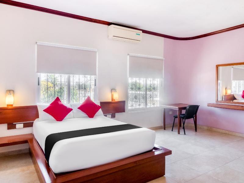 Monte Salerno Hotel&Suites Montemorelos Kamer foto