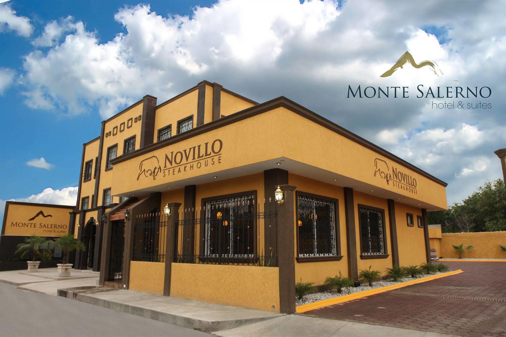 Monte Salerno Hotel&Suites Montemorelos Buitenkant foto