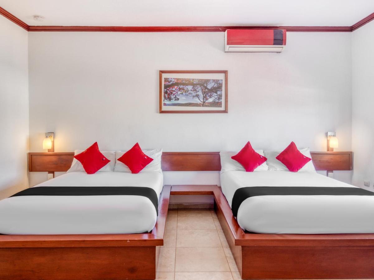 Monte Salerno Hotel&Suites Montemorelos Buitenkant foto